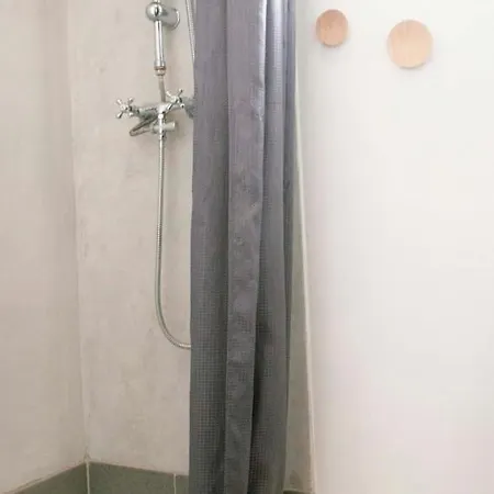 Cosy Studio Near Montmartre