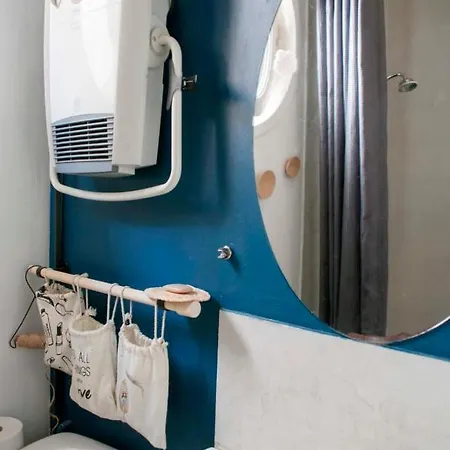 Cosy Studio Near Montmartre Parigi