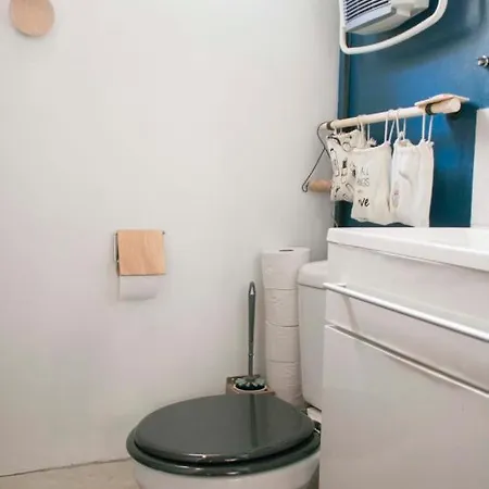 Cosy Studio Near Montmartre Parigi